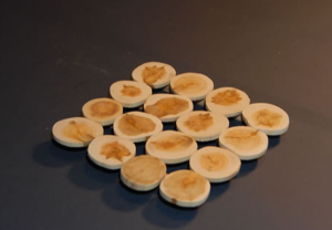 Juniper Trivet, Circles